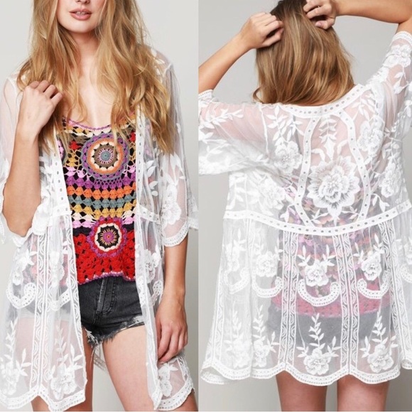 LAST ONE .....Boho Lace Kimono - Picture 5 of 5